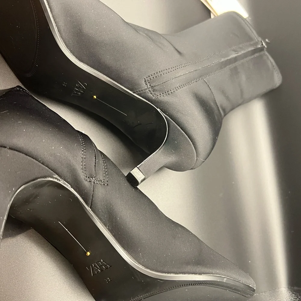 Zara Black Heeled Boots - Picture 3 of 5